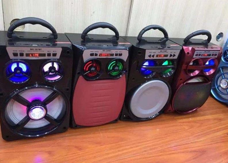 蓝牙音箱声音小怎么修