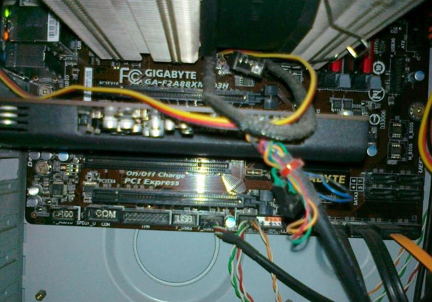 电脑声卡主要作用是什么